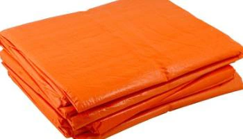 Pe laranja tarpaulina