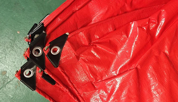 PE Tarpaulins: Afrikan etxebizitza eta ur biltegirako irtenbide fidagarria