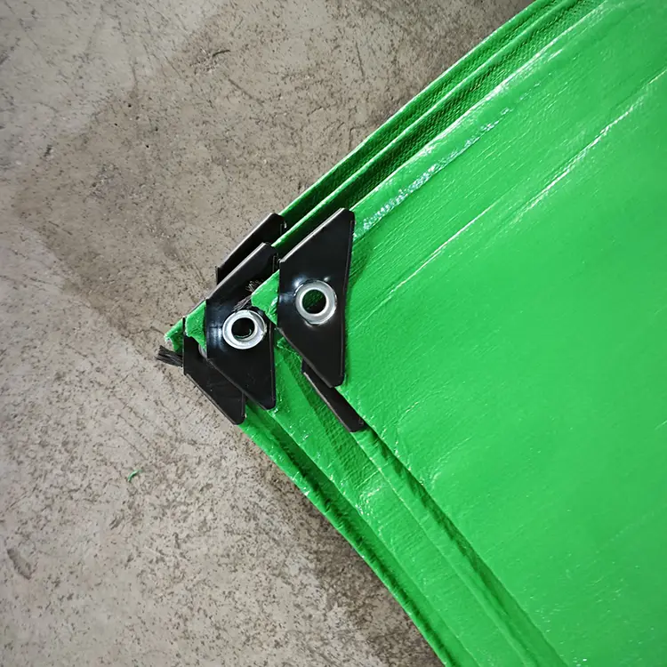 Grass Green 300 GSM Ama Birjina Pe Tarpaulin